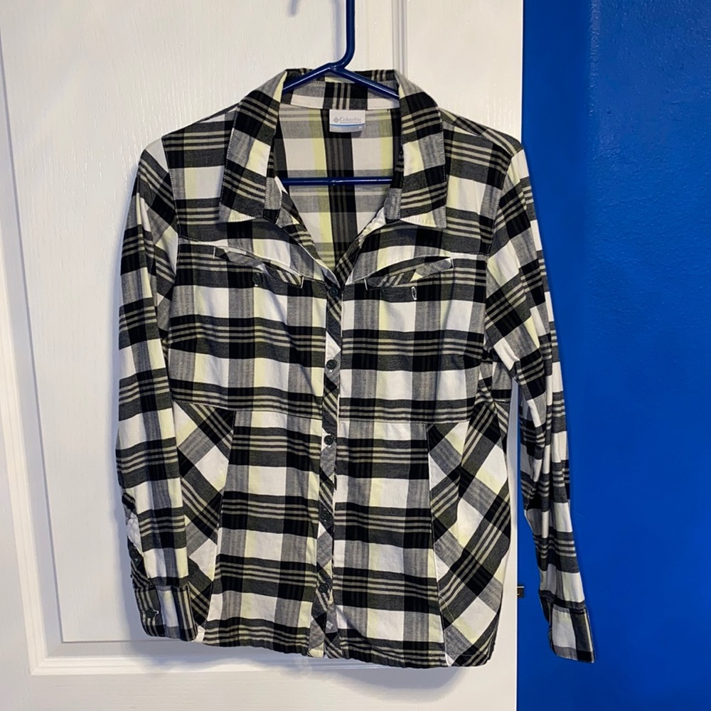 Columbia hiking/outdoors shirt